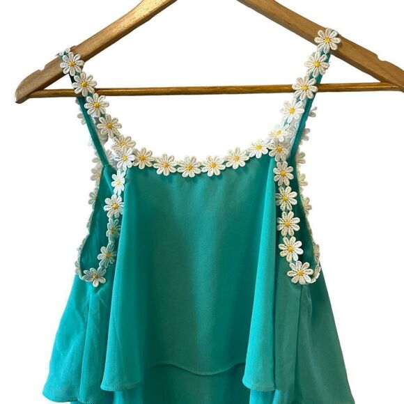 Light Green Floral Trim Lightweight Scoop Neck Flowy Chiffon Tiered Tank Top S - Picture 4 of 8